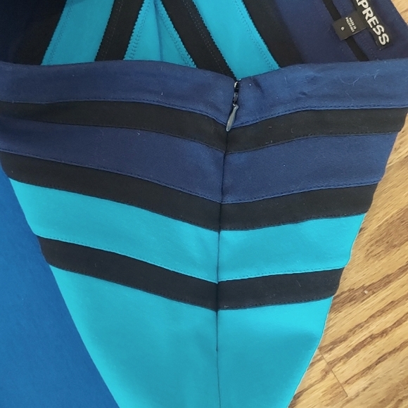 Express Womens Pencil Skirt Blue Navy Color Block Knee Length - Picture 3 of 3